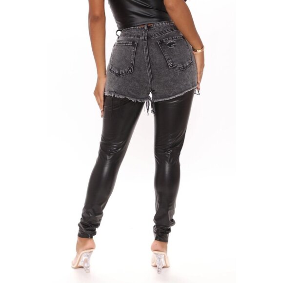 Fashion Nova  Jeans Sz 7 - Picture 3 of 4